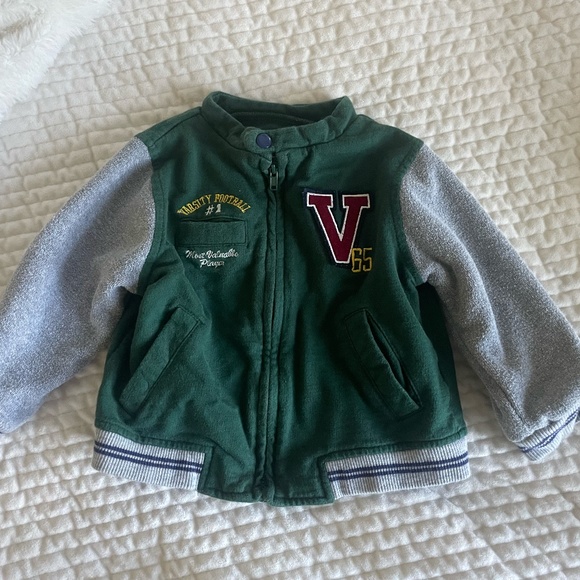 BABY BOY SIZE 9 MONTHS FALL/WINTER CLOTHING BUNDLE - Picture 7 of 11